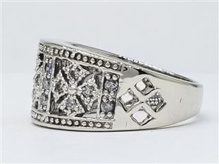 10K Solid White Gold Diamond Maltese Cross Ring Size 5.75